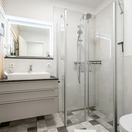 Quartier 6 - App 08 Apartamento