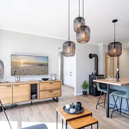 Quartier 6 - App 08 דירה *